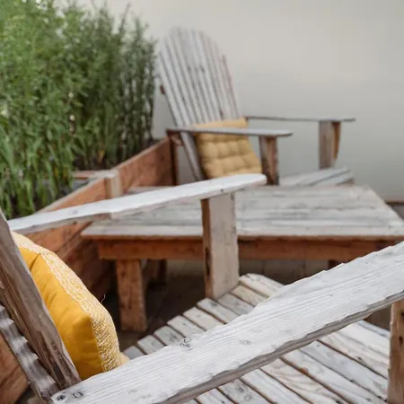 La Maison Des Delices *