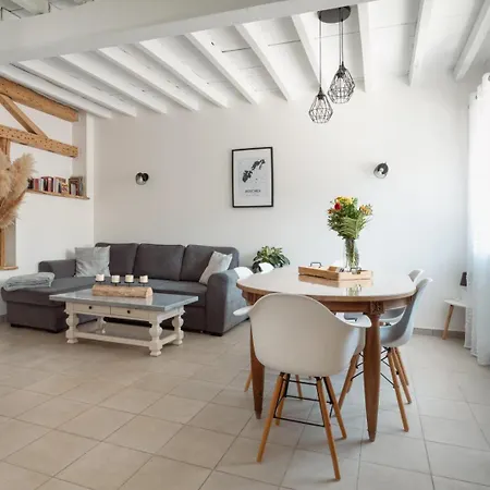 La Maison Des Delices